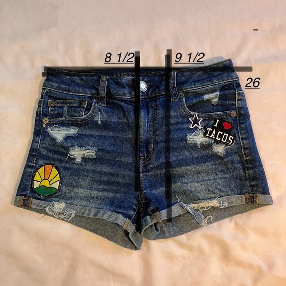 American Eagle Distressed Denim Shorts - Picture 4 of 5